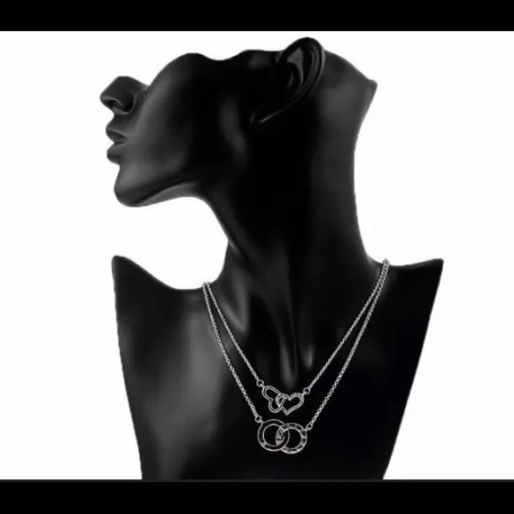 ❤️ Brand New Two Strand Heart Connected Necklace - Picture 9 of 11